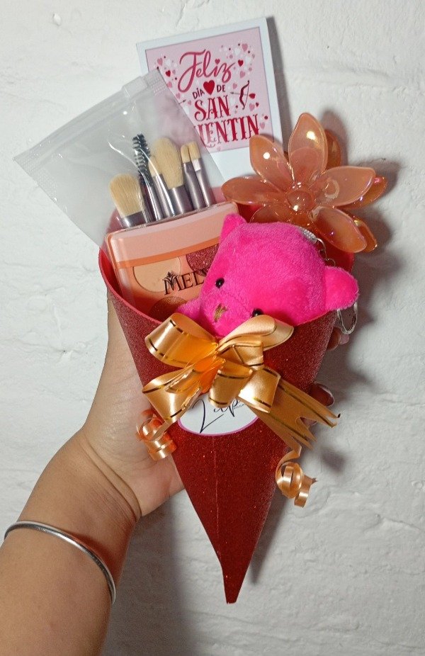 Producto - Ramo de maquillaje osito