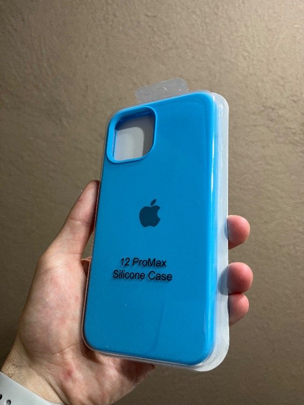 Producto - Silicone 12 pro Max celeste fuerte