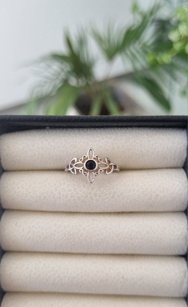 Producto - Anillo Nudo de Bruja - 1
