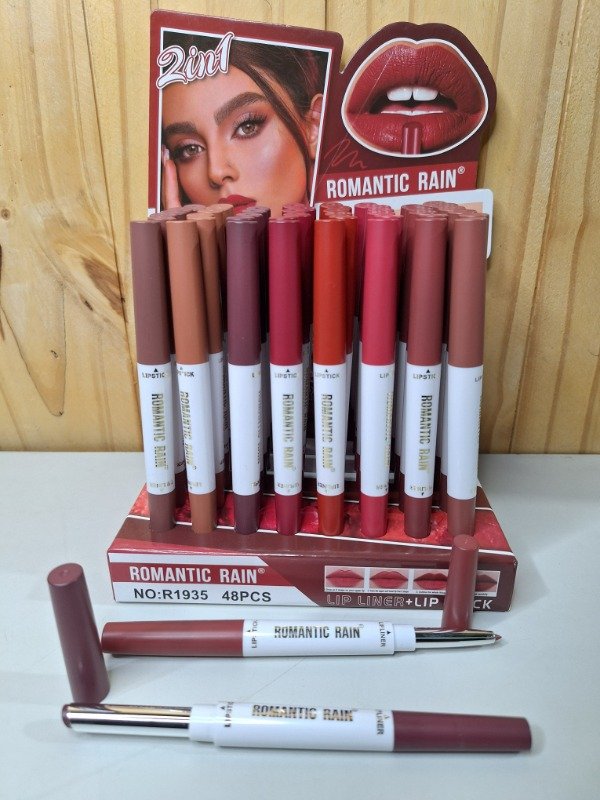 Producto - Labial 2 en 1 con delineador x4