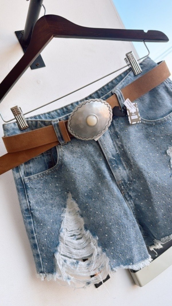 Producto - SHORT CON BRILLOS