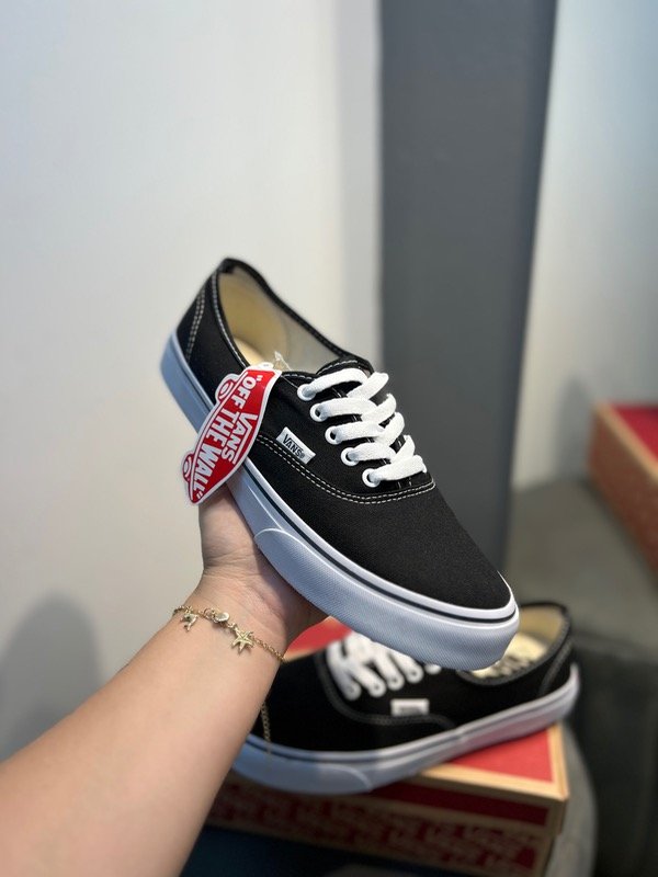 Producto - VANS U AUTHENTIC