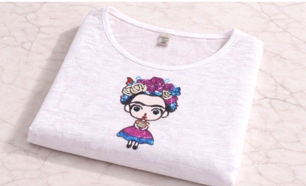 Producto - Musculosa blanca.Aplique Frida