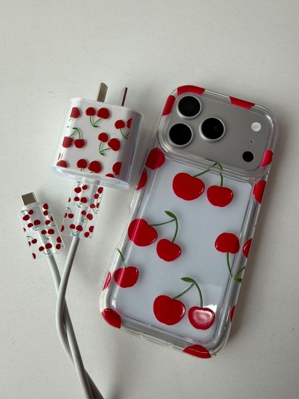 Producto - Super combo funda + protector de cargador diseño cerezas