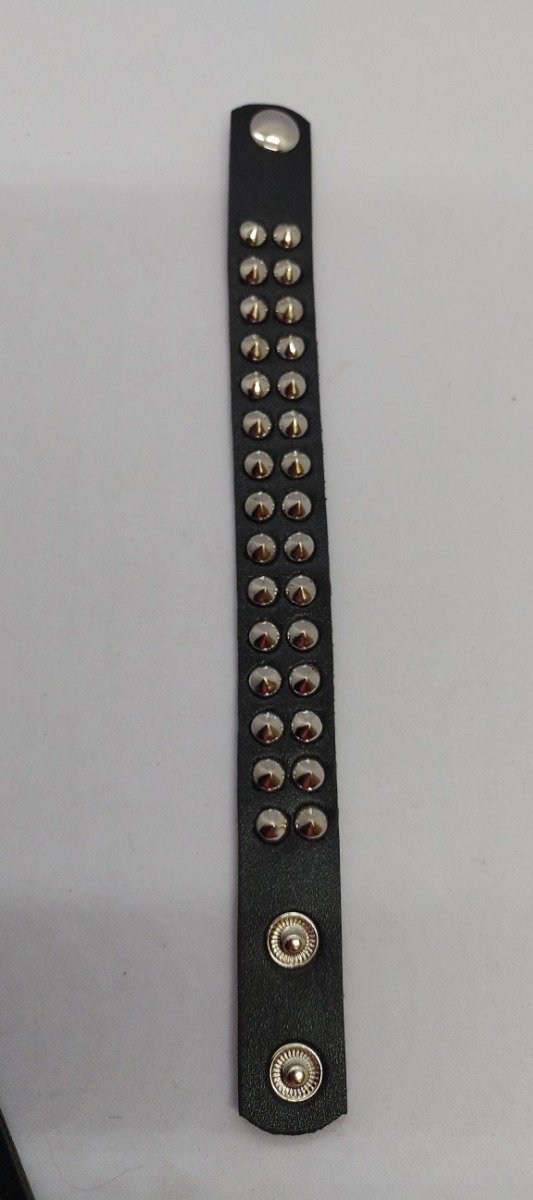 Producto - Pulsera de ecocuero con tachas - 3