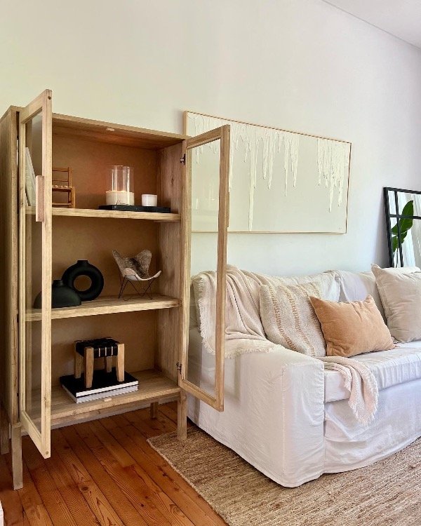 Producto - Vitrina Puerta Vidrio