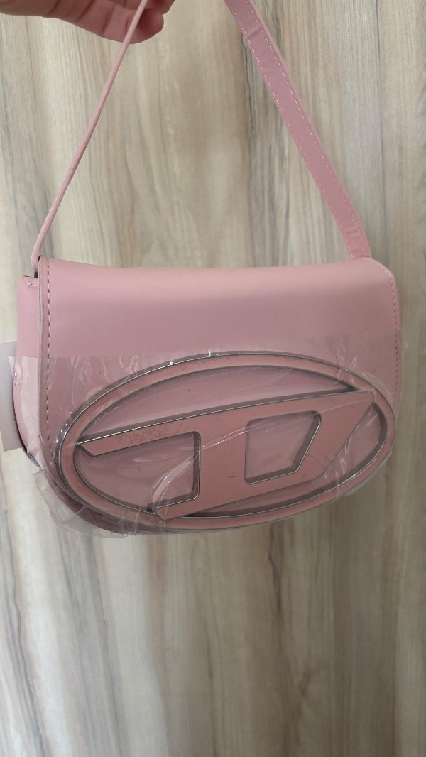 Producto - Minibag DIESEL rosa doble correa - 5