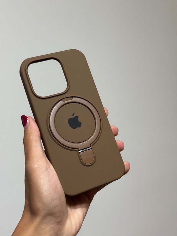 Producto - MAGSAFE CASE CON ANILLO CHOCOLATE