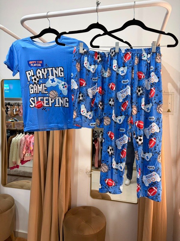 Producto - PIJAMA ARTURO NIÑO - 3 PIEZAS TALLE 8 AL 14 - 4