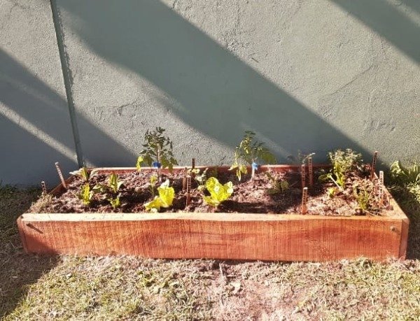 Producto - Huertera mediana 1,5m x 0,50 x 0,15m (sola)