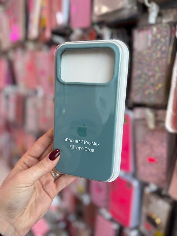 Producto - Silicone case Iphone 17 pro max cactus