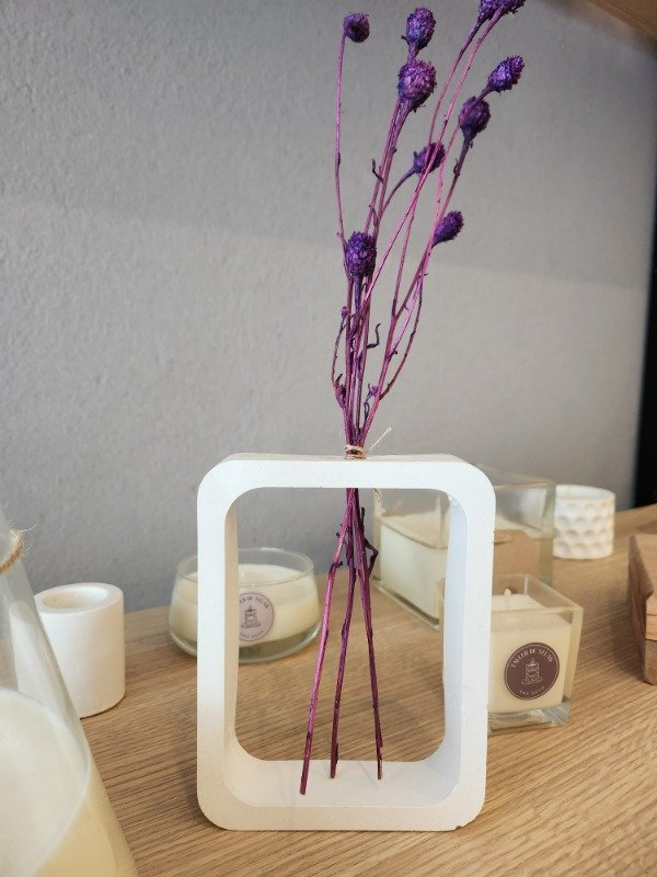 Producto - FLORERO VOID