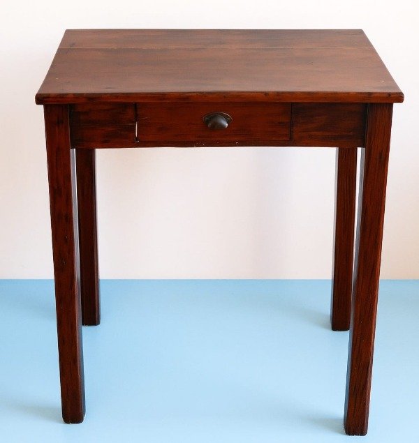 Producto - Mesita antigua de madera antigua restaurada