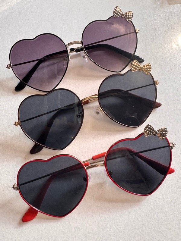 Producto - Gafas corazón metal uv400