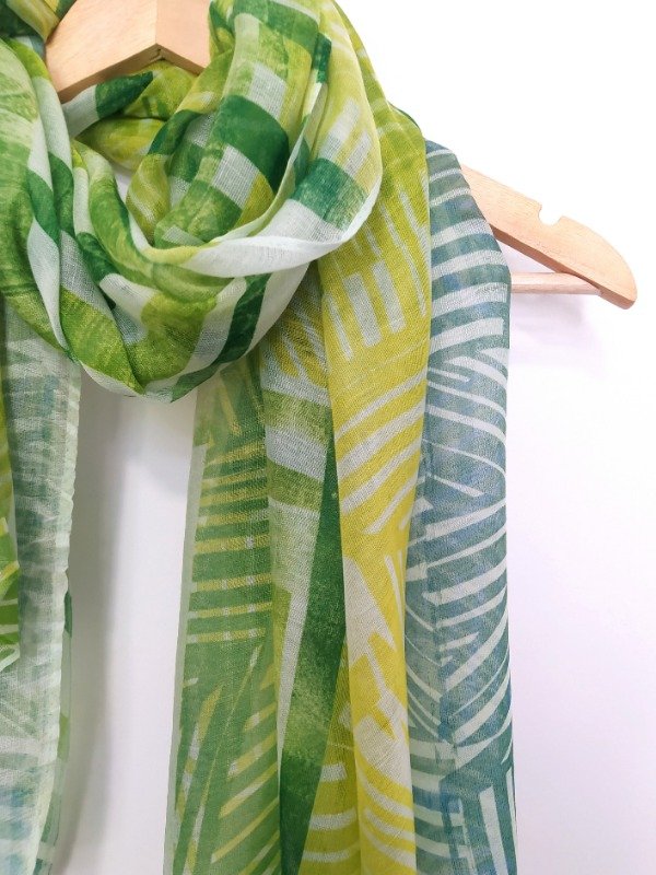 Producto - Pañuelo MEGA -verde agua estampa en tonos verde- - 0