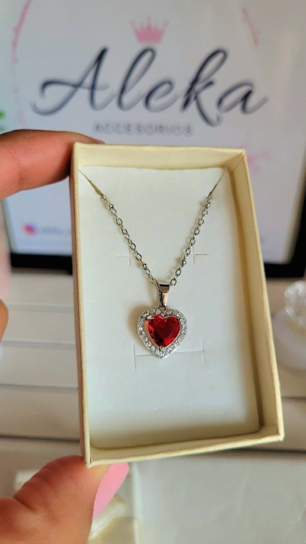 Producto - Collar corazón rojo con micropavé de acero quirúrgico - 2