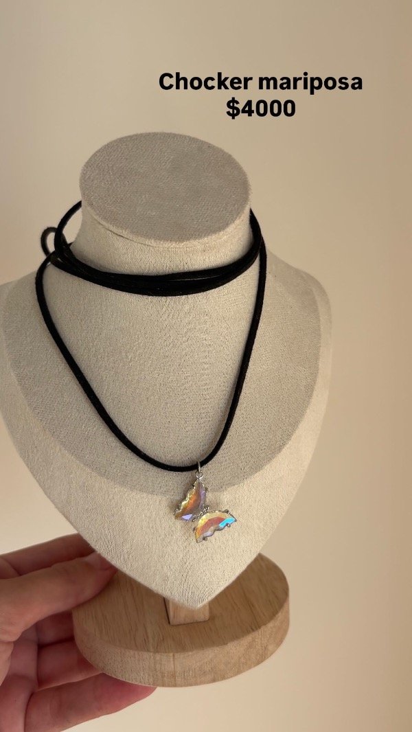 Producto - Choker mariposa