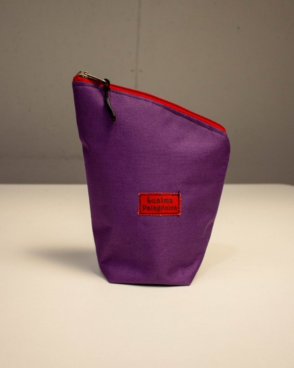 Producto - Yerbero violeta con cierre rojo