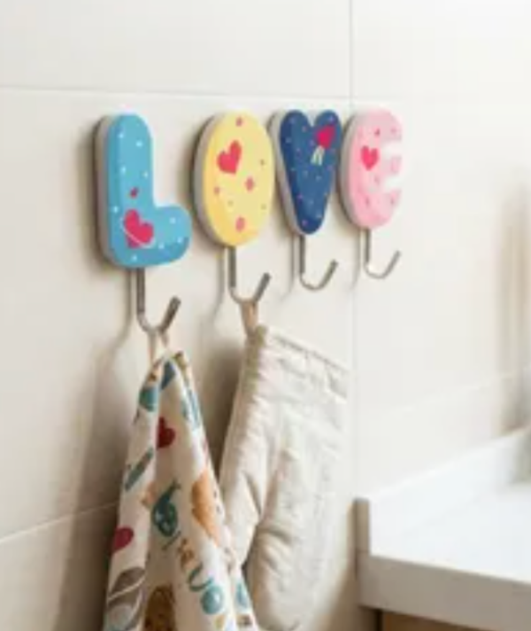 Producto - GANCHO ADHESIVO 4PCS LOVE 9979