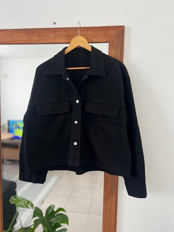 Producto - Campera CLARA negra