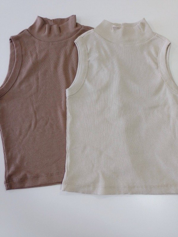 Producto - Musculosa de Morley con cuello