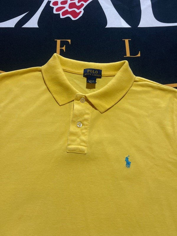 Producto - Chomba Polo Ralph Lauren amarilla. Talle M/L mujer