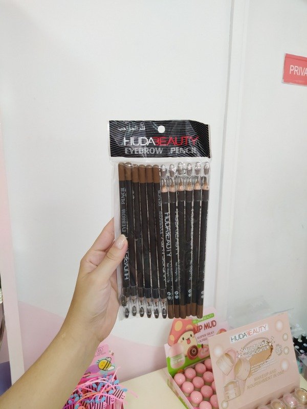 Producto - Delineador marrón para ojos