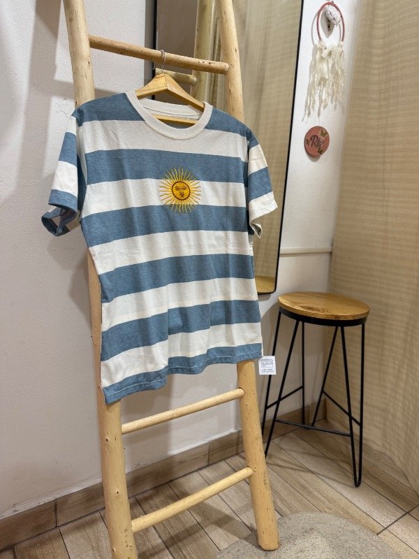 Producto - Remera Mayo Celeste