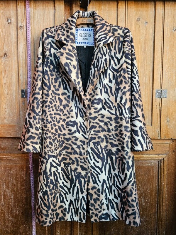 Producto - Tapado Cloetas Animal Print t.3