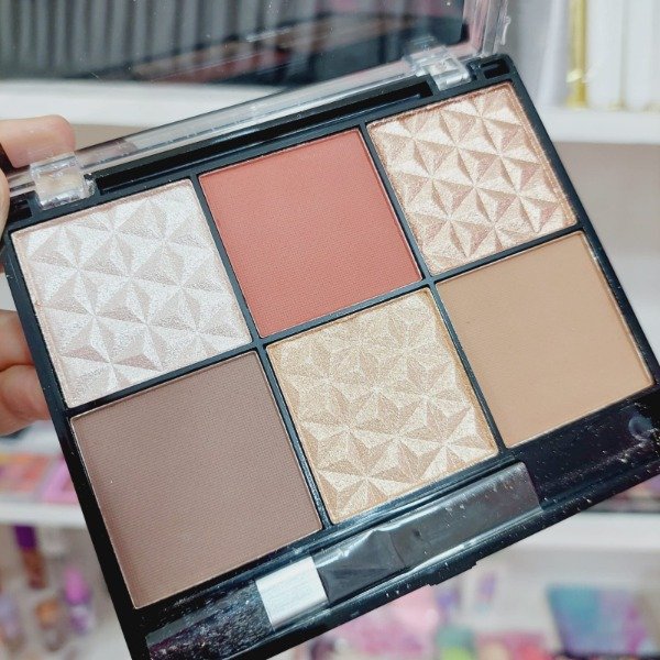 Producto - Paleta de Contornos e Iluminadores