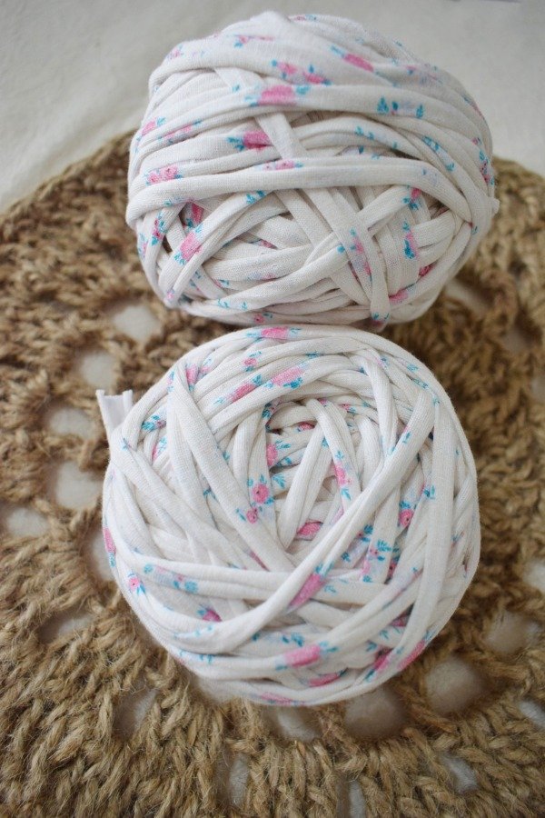 Producto - Totora 150gr  Florcita Blanca y Celeste