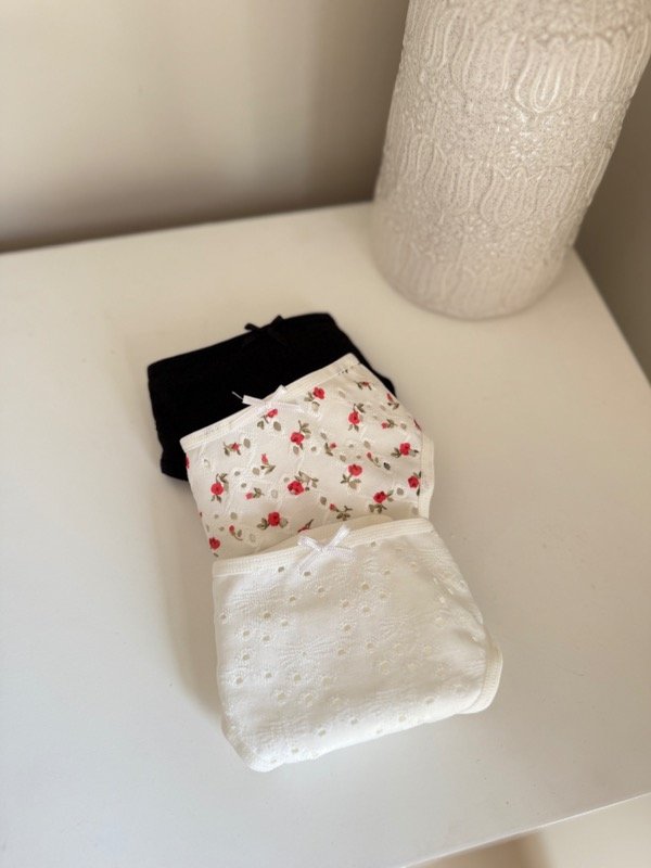 Producto - Pack less fija broderie x3