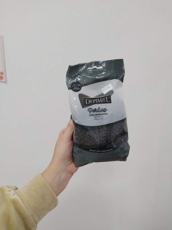 Producto - Cera depilatoria en perlas negra 400g con lama negra