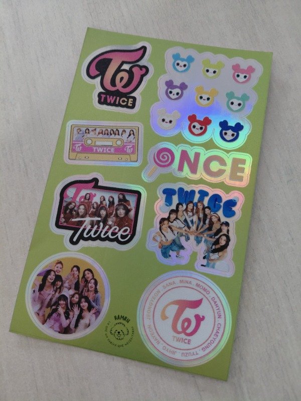 Producto - Planchitas de stickers - Twice