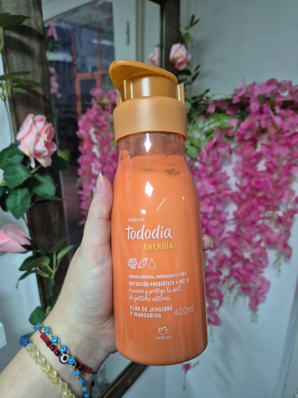 Producto - Crema Corporal Flor de Jengibre y Mandarina