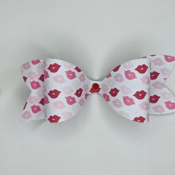 Producto - 25 Moños 3D estampado "Kiss 2" grandes
