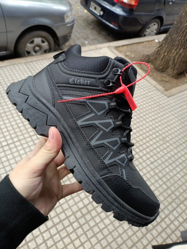 Producto - Botitas de Trekking Cleber