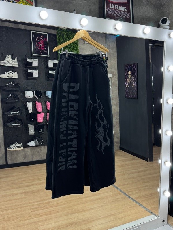 Producto - Joggin BAGGY DARK EMOTION