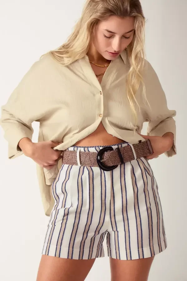 Producto - SHORT MEGHAN