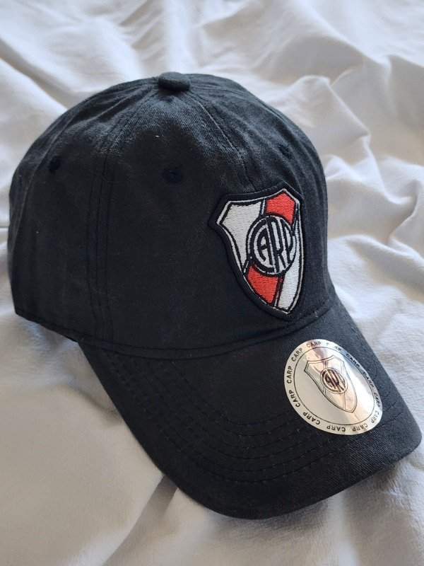 Producto - Gorra Vintage River Negra