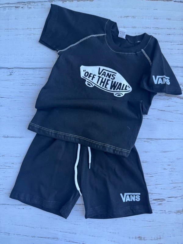 Producto - Conjunto Vans liviano Patineta Negro