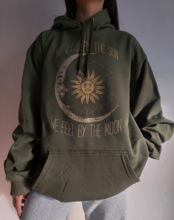 Producto - MAXIBUZO WE LIVE BY THE SUN
