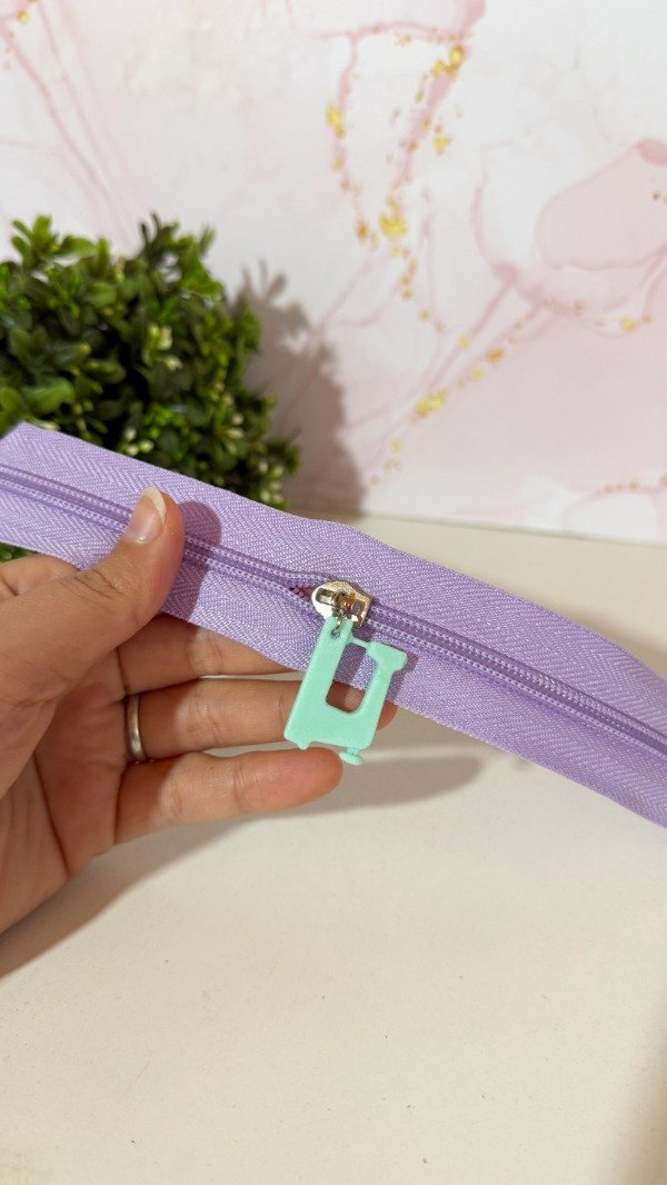 Producto - Deslizador maquinita de coser aqua