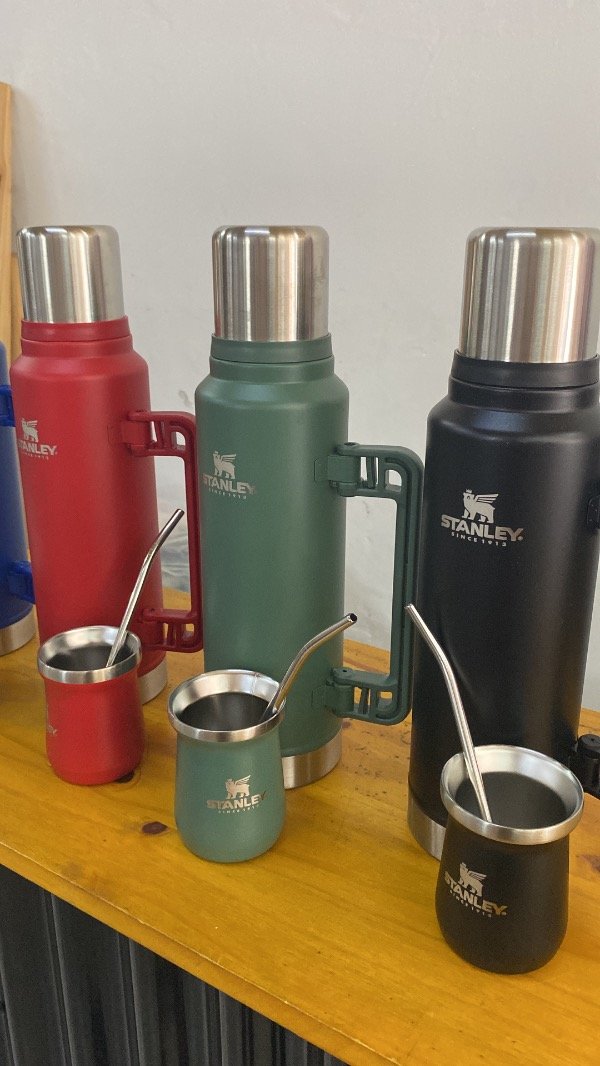 Producto - Termo 1.200 + mate con bombilla