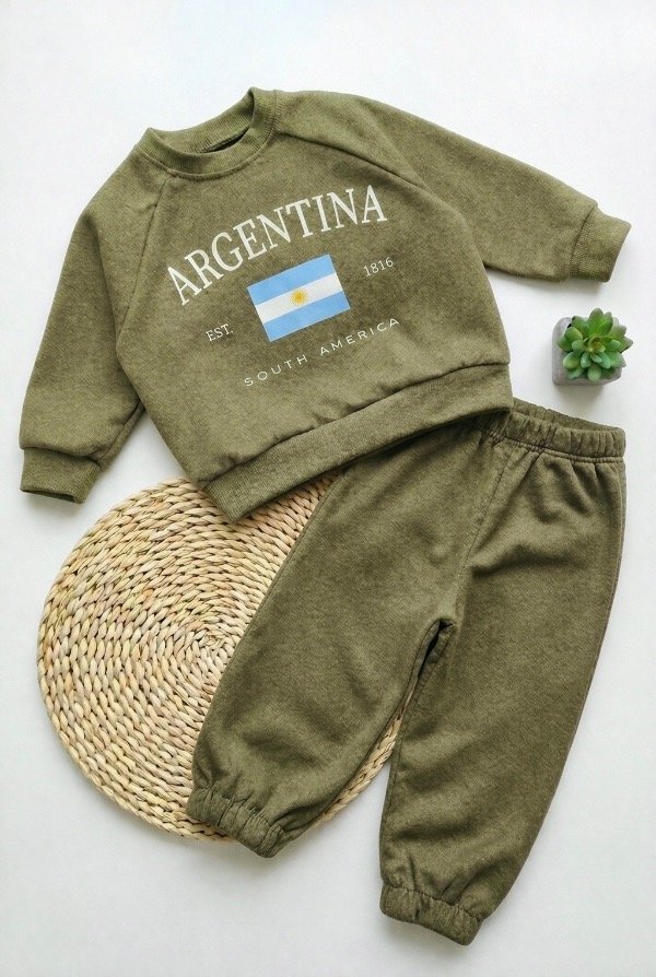 Producto - CONJUNTO ARGENTINA VERDE (BUZO + PANTALÓN BAGGY)