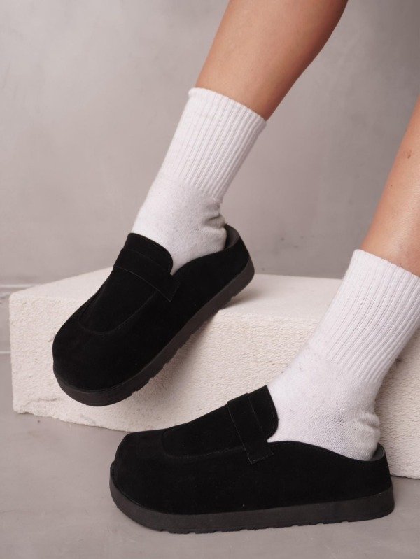 Producto - Zuecos Frozen // 42.900 TRANSF