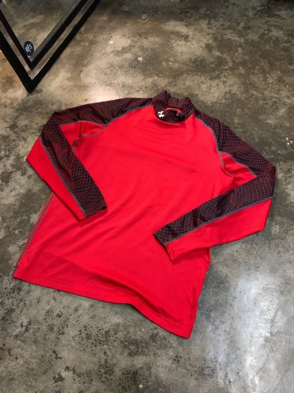 Producto - Under Armour Compression red (L)