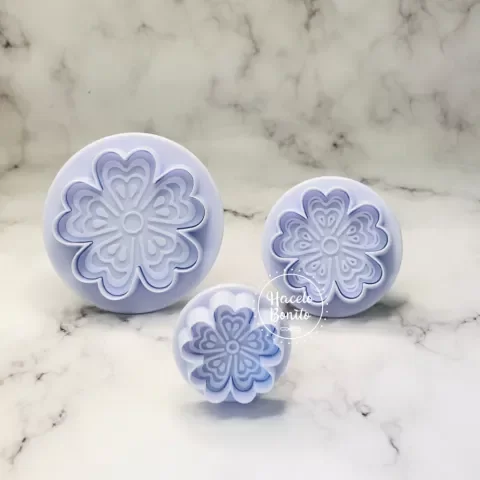 Producto - Cortante expulsor flor x 3 corazon