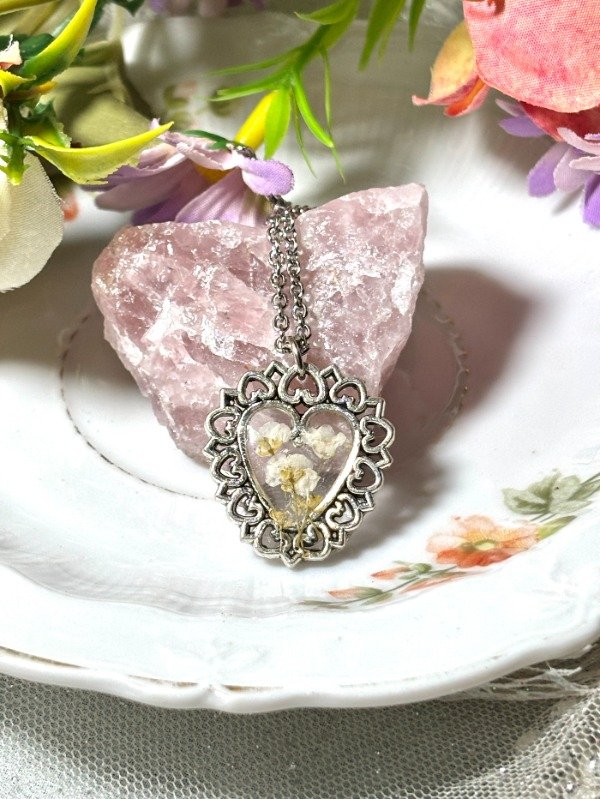 Producto - Collar de Acero Corazón floral