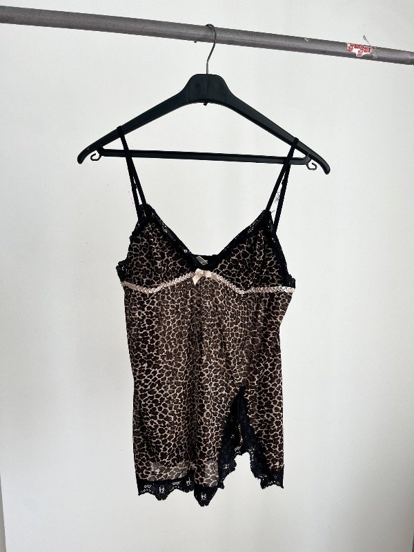 Top baby doll print